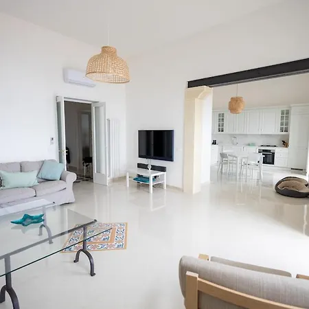 Infinity Blue - Luxury Sicilian Experience